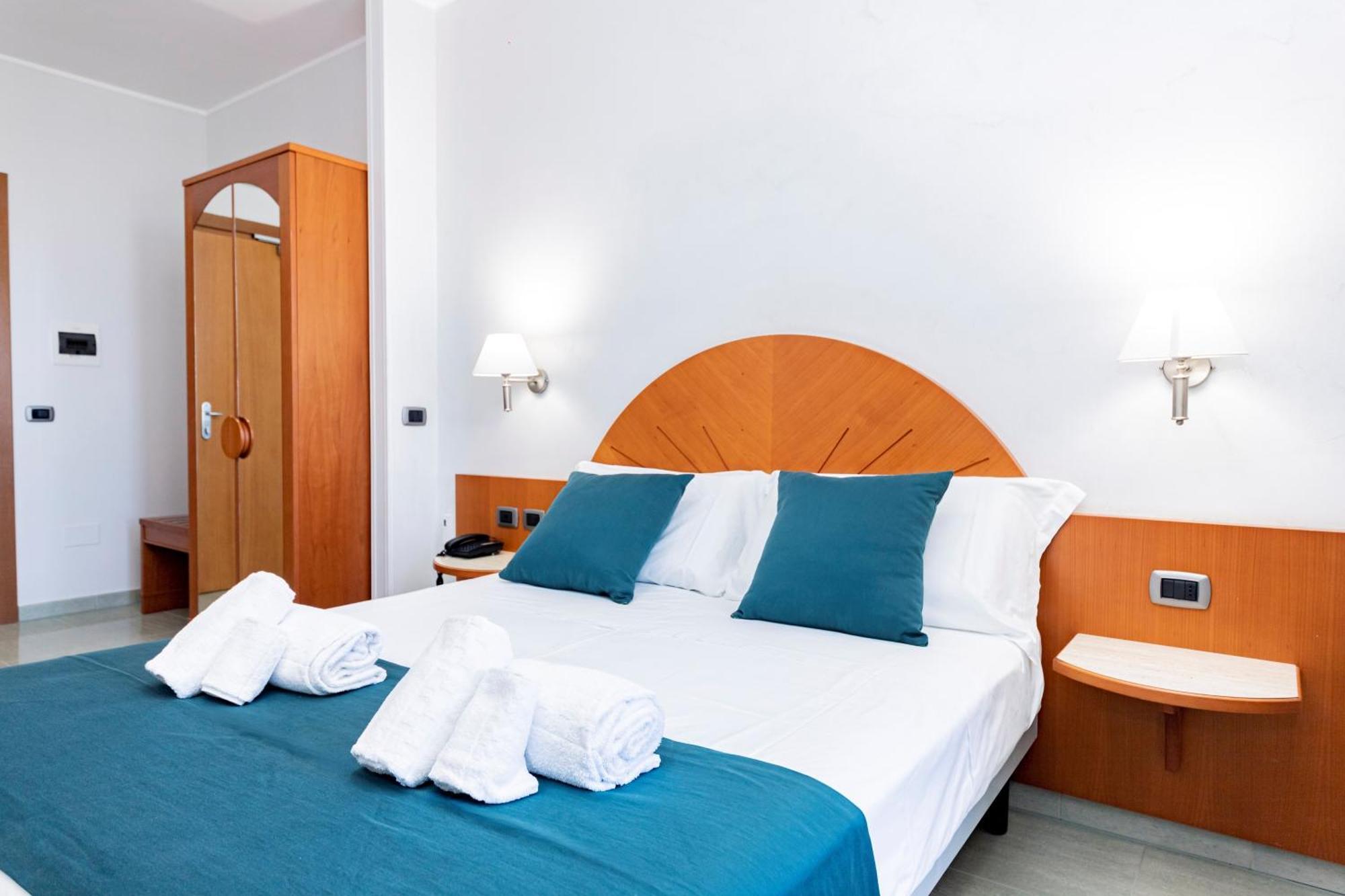 Hotel Alba Torre Lapillo Eksteriør billede